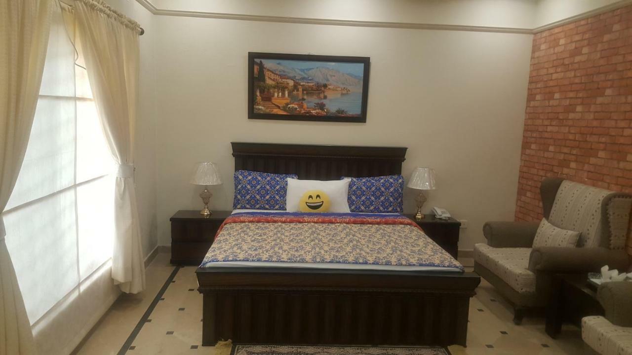 Mulberry Residence Luxury Rooms Islamabad Exterior photo