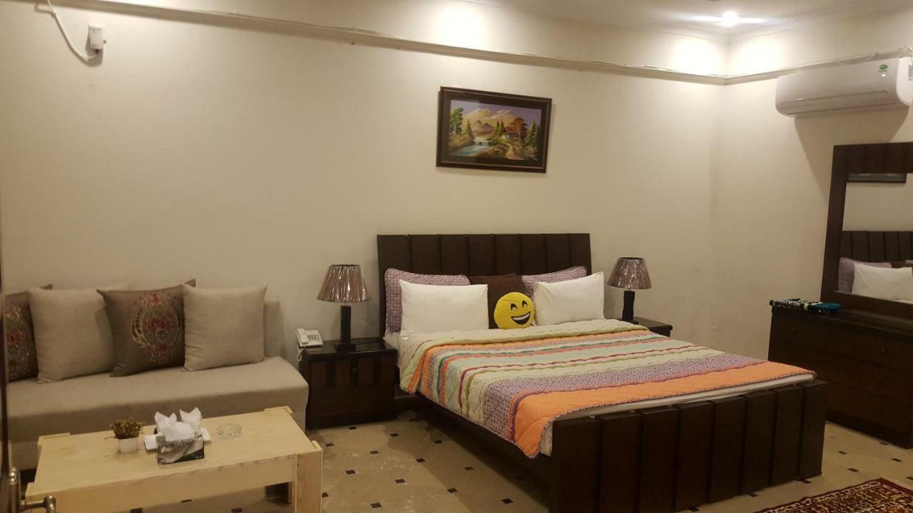 Mulberry Residence Luxury Rooms Islamabad Exterior photo