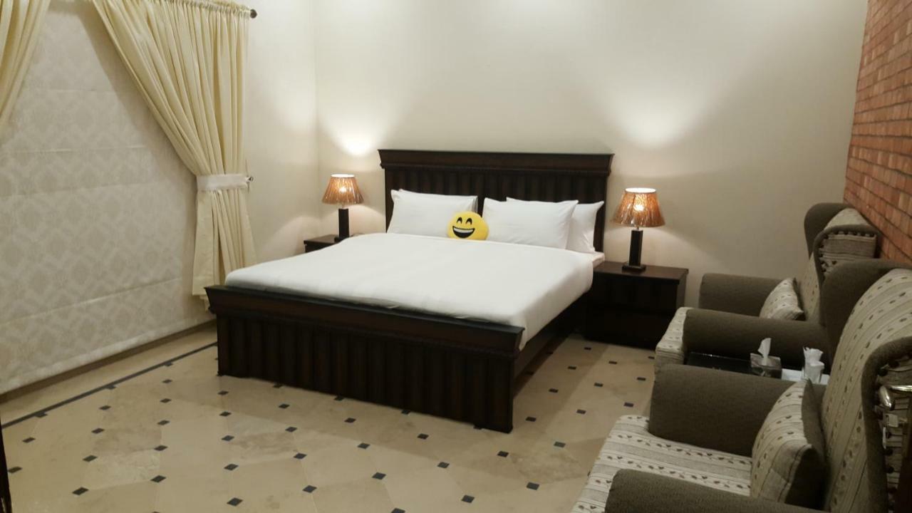 Mulberry Residence Luxury Rooms Islamabad Exterior photo